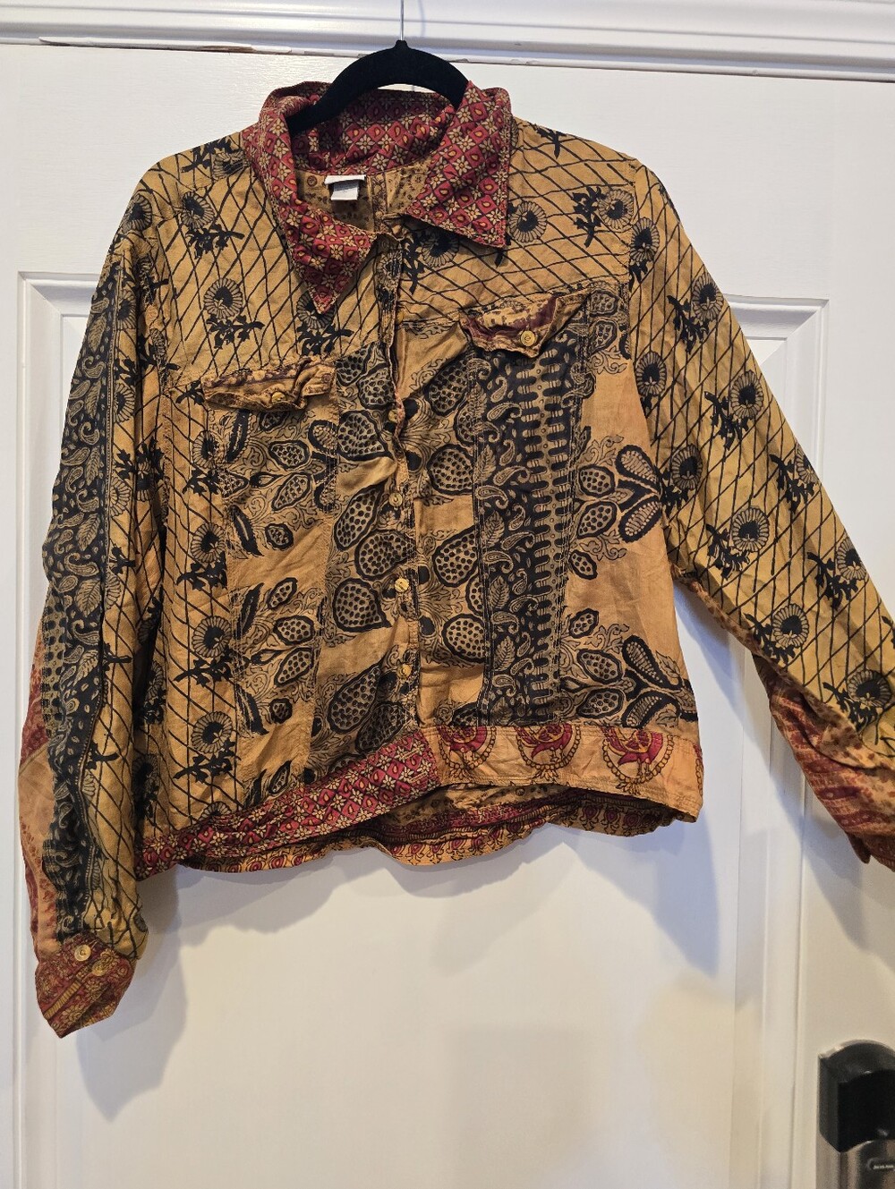 C:eed Jacket 100% Silk, Size Large. Very Unique